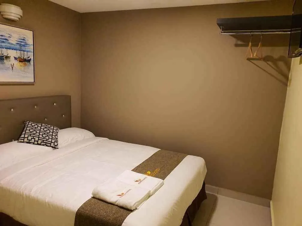 Enrich Hotel Setia Alam By Ubook Shah Alam 0*,